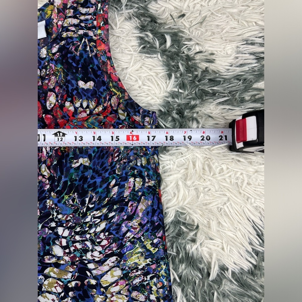 CAbi Women's #3093 Stained Glass Keyhole Sleeveless Blouse Size XS - Picture 5 of 10